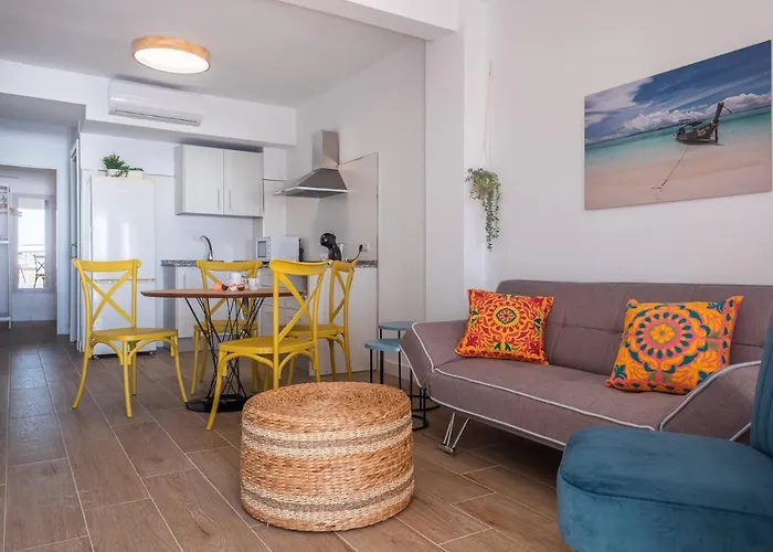 Hh Relax Seafront Apartamento Málaga